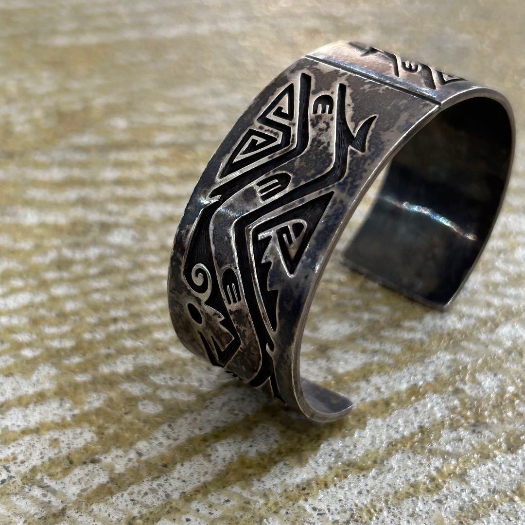 ホピ族　オールド　オーバーレイバングル　インディアンジュエリー