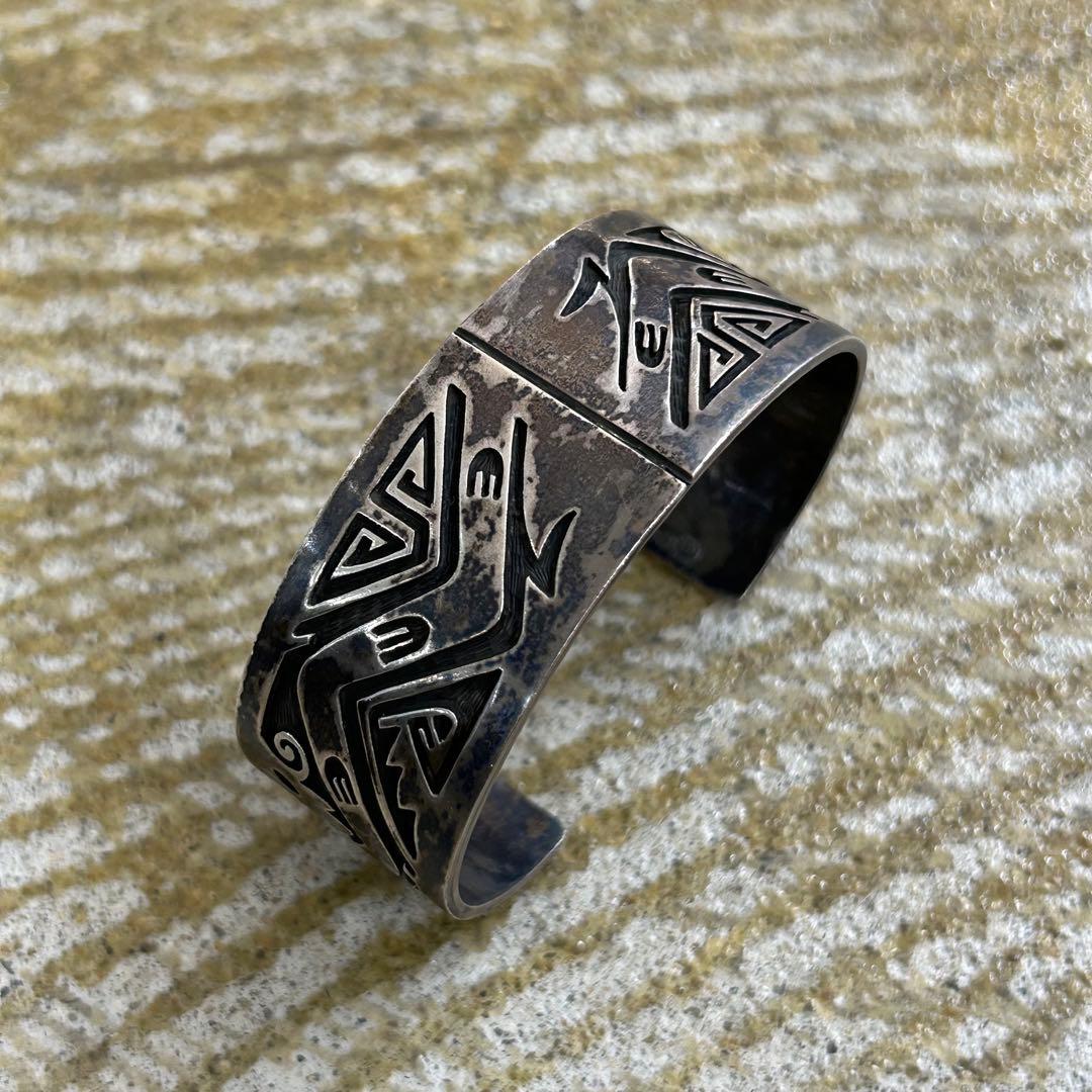 ホピ族　オールド　オーバーレイバングル　インディアンジュエリー