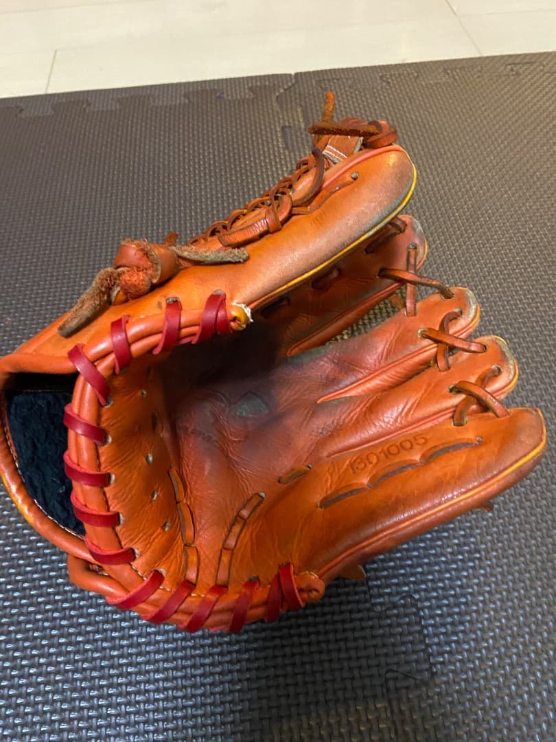 Under Armour 少年軟式グローブ