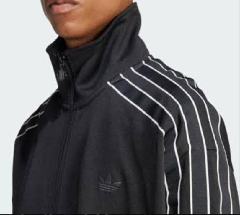 アディダス Q4 FS トラックトップ ジャージ S 黒 IX6713　丈68