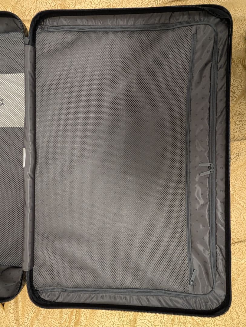 RIMOWA ESSENTIAL Check in L 　MATT BLACK