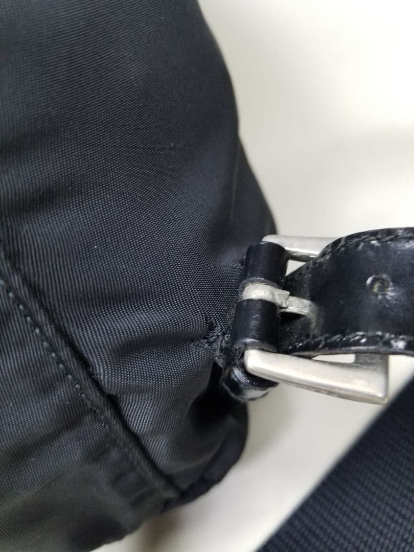 ゆ*こ様 PRADA プラダ リュックサック バッグパック 三角ロゴ