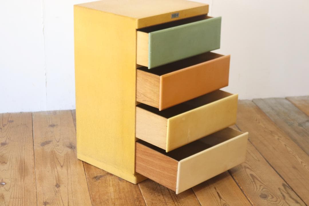 レトロ ベビーチェスト 箪笥 タンス 衣料 収納 引き出し 抽斗 4杯 木製