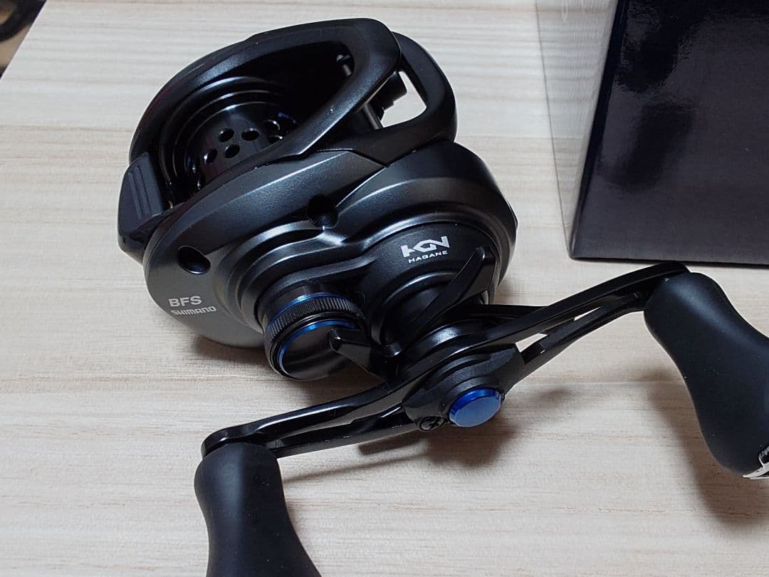 SHIMANO SLX BFS ベイトリール