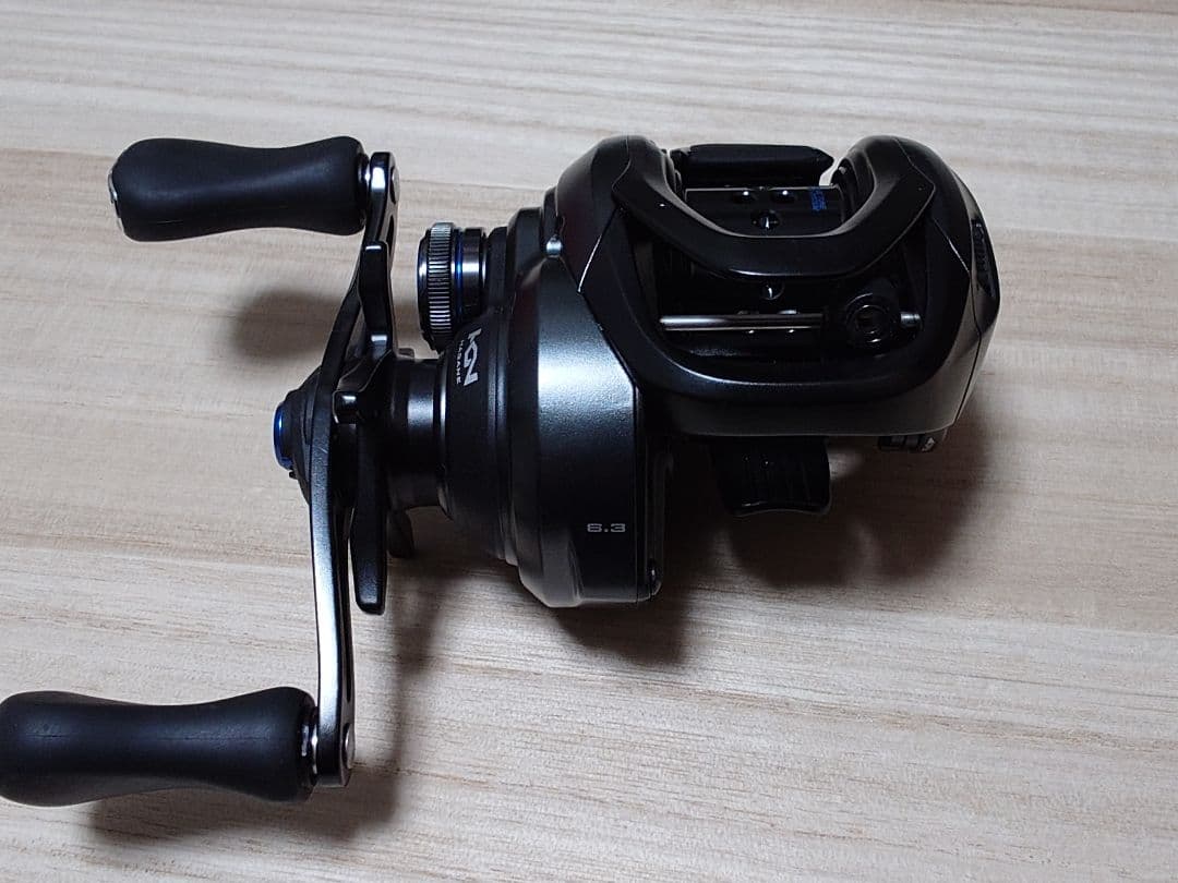 SHIMANO SLX BFS ベイトリール
