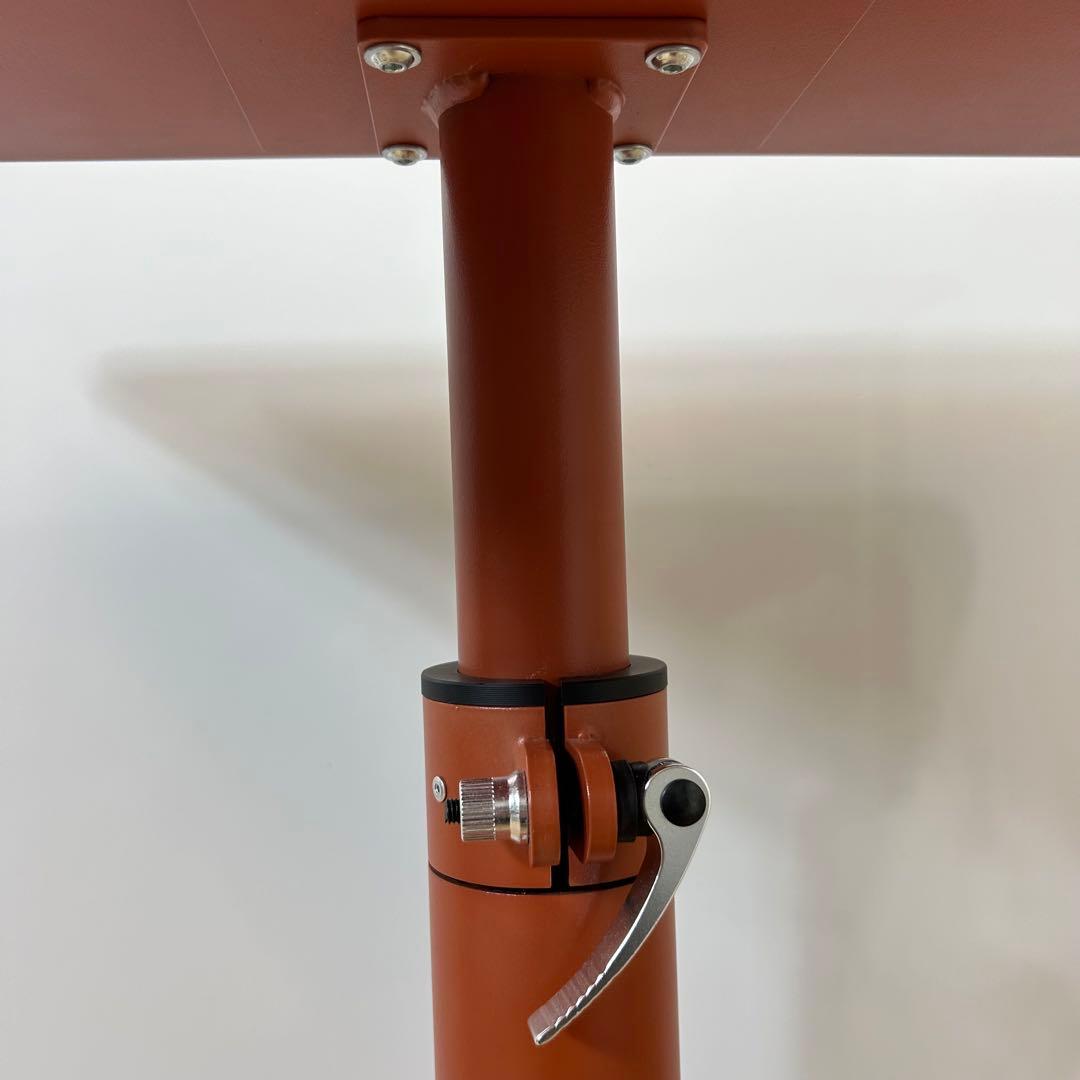 KANADEMONO 昇降式サイドテーブル　テラコッタ