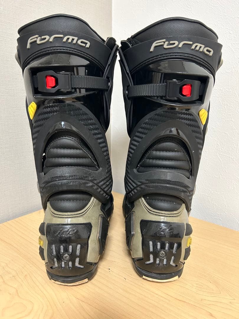【特価】早い者勝ち！Forma ICE PRO バイクブーツ ブラック/イエロー