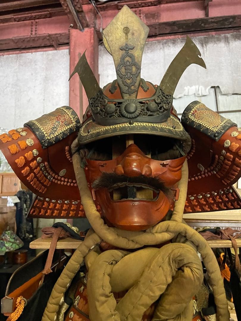 等身大赤備え鎧一式/赤塗龍文二枚胴独鈷文前立て兜/甲冑 鎧兜 着用可能 元箱付き