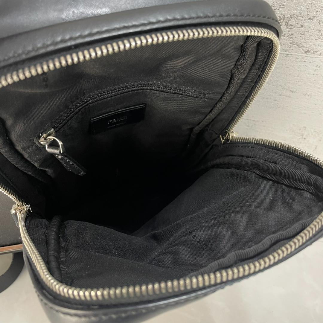 フェンディ ボディバッグ FENDI ショルダーバッグ バグズアイ 7VZ033