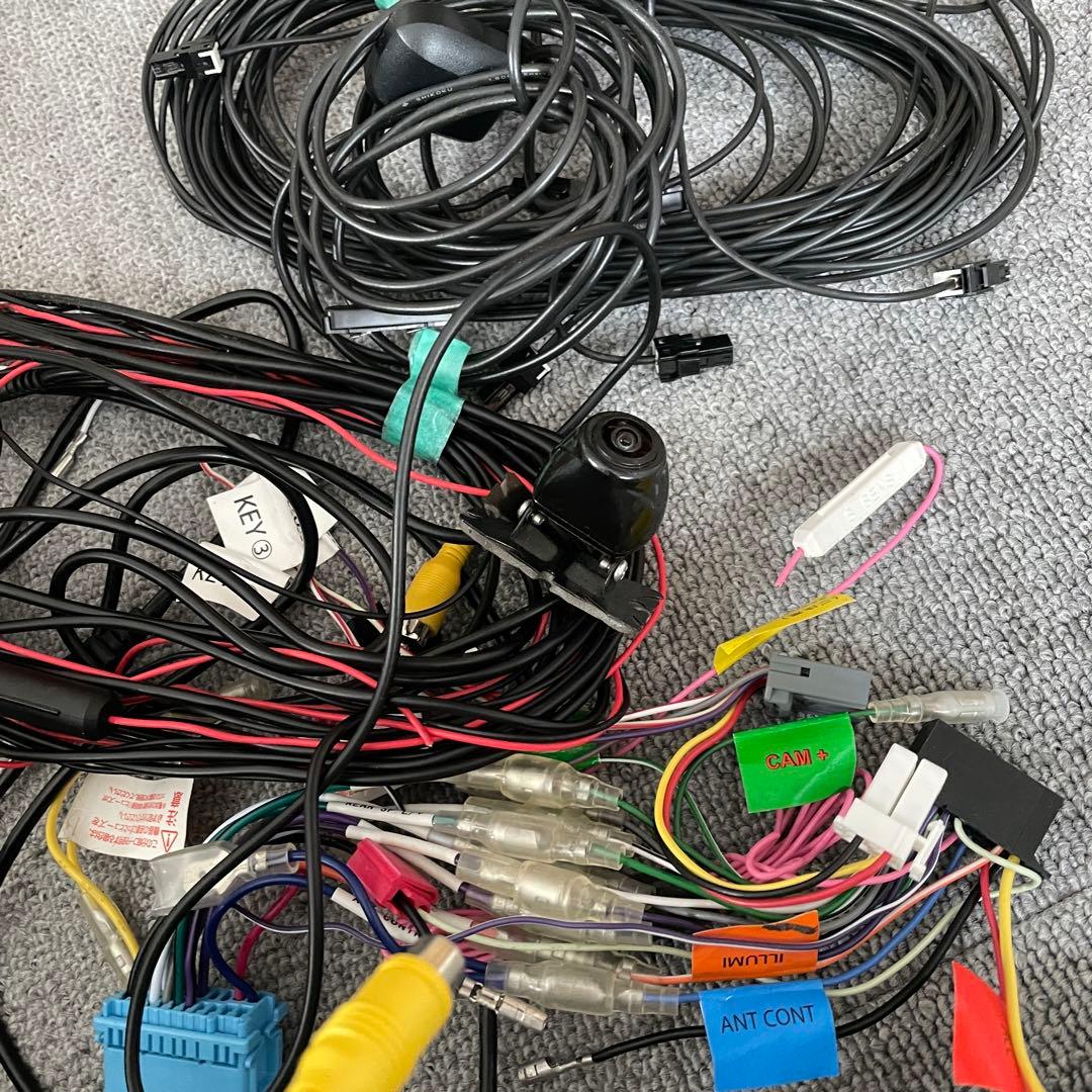 し*ぃ様 KENWOOD MDV-D708BTW リアカメラ カーナビ 配線一式