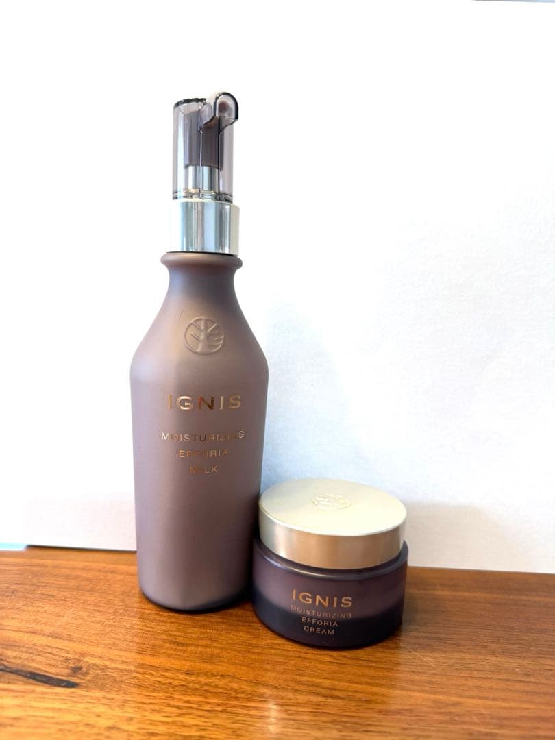 『IGNIS』モイスチュアライジングエフフォーリアミルクとクリーム