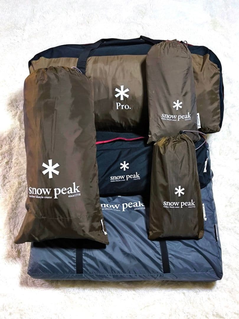 T-DESIGN × Geek Field マブ アンバー レザーケース