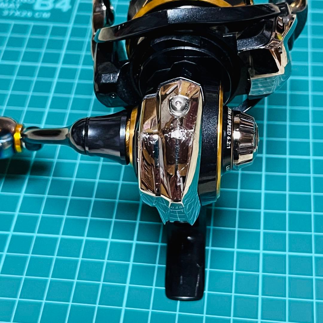 【最終値下げ】ダイワ 21カルディア LT2500S-XH ゴメクサスノブ付き