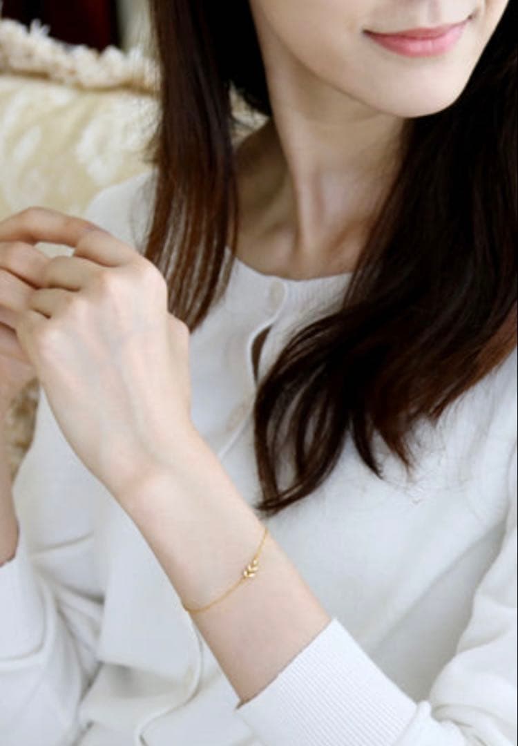 オレフィーチェ　K18　リーフ ブレスレット