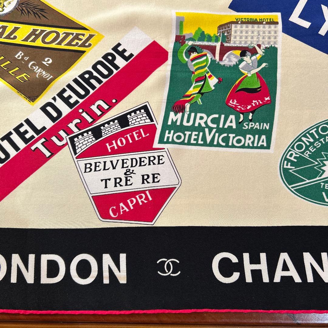 シャネル、世界のホテル、とてもレアなスカーフです。