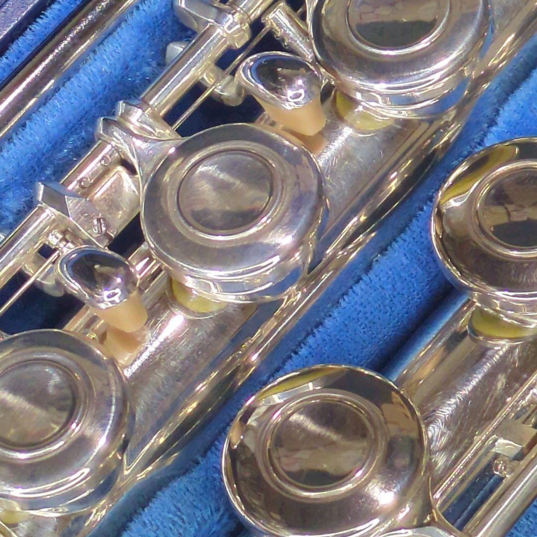 フルート　調整済　ヤマハYFL211S（Eメカ銀メッキ仕様）美品