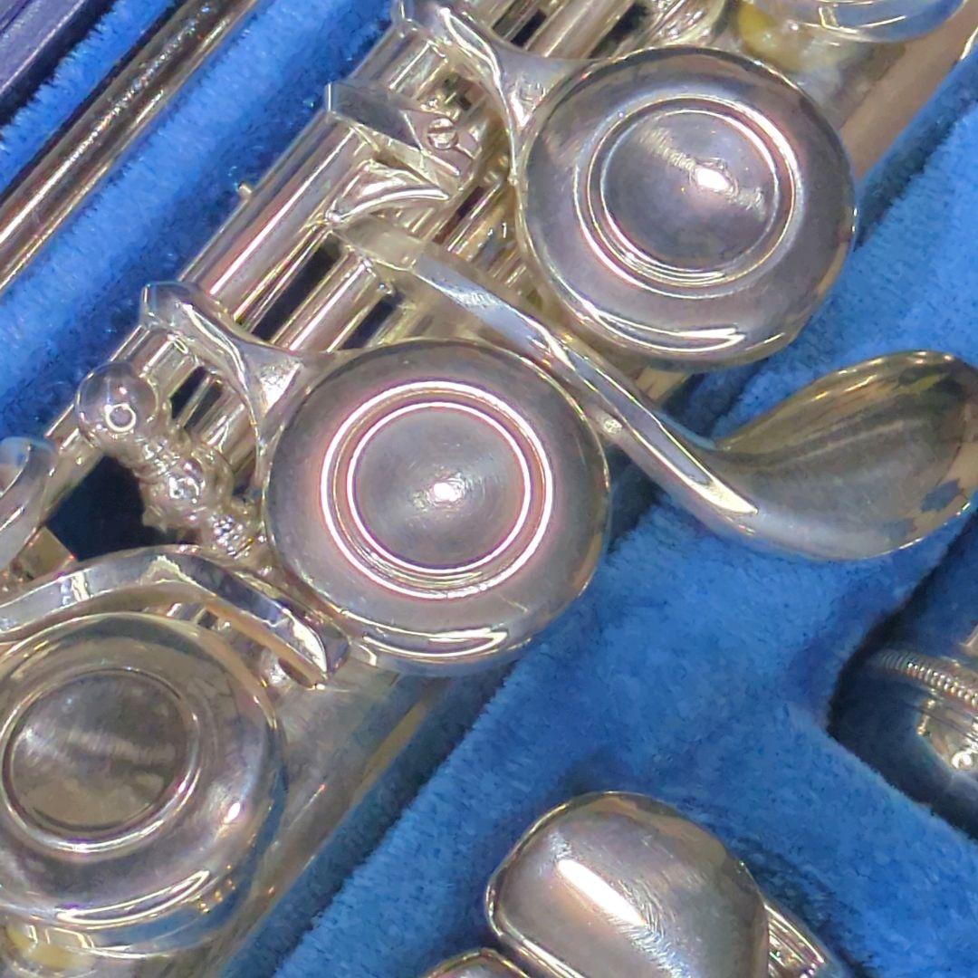 フルート　調整済　ヤマハYFL211S（Eメカ銀メッキ仕様）美品