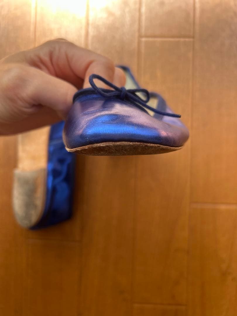 ポルセリ 38 青いリボン付きバレエシューズ - メルカリ