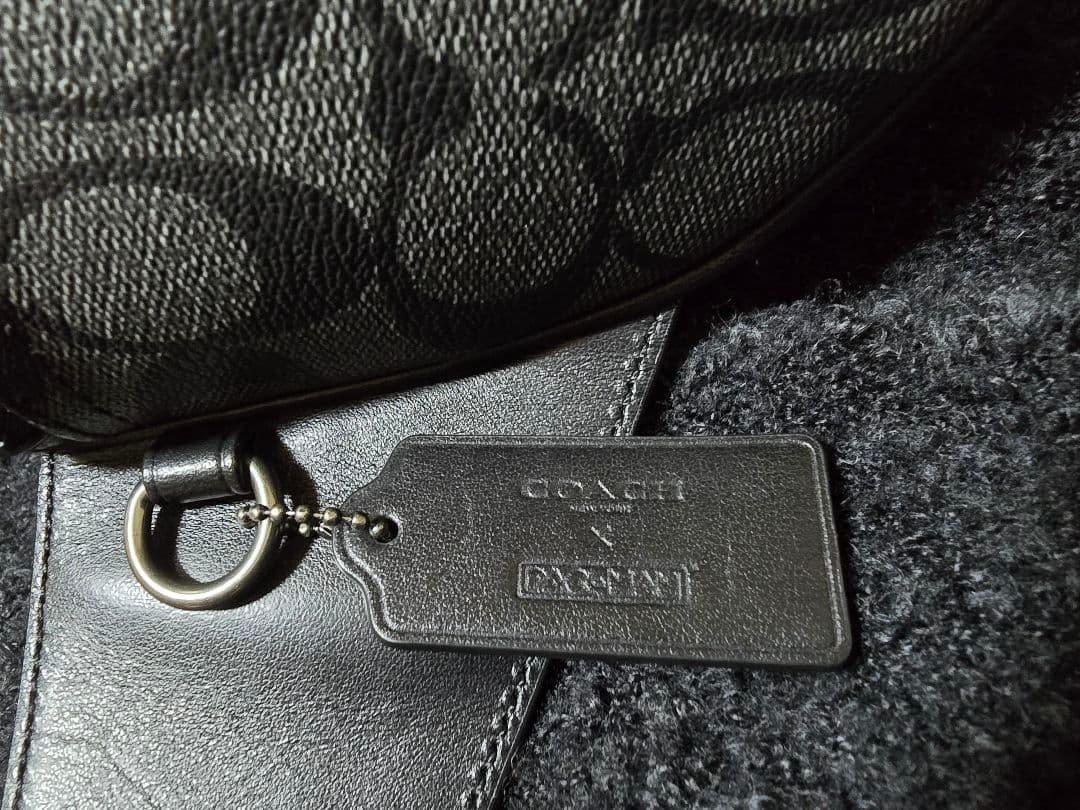 希少・限定コラボ】COACH × PAC-MAN ベルトバッグ シグネチャー