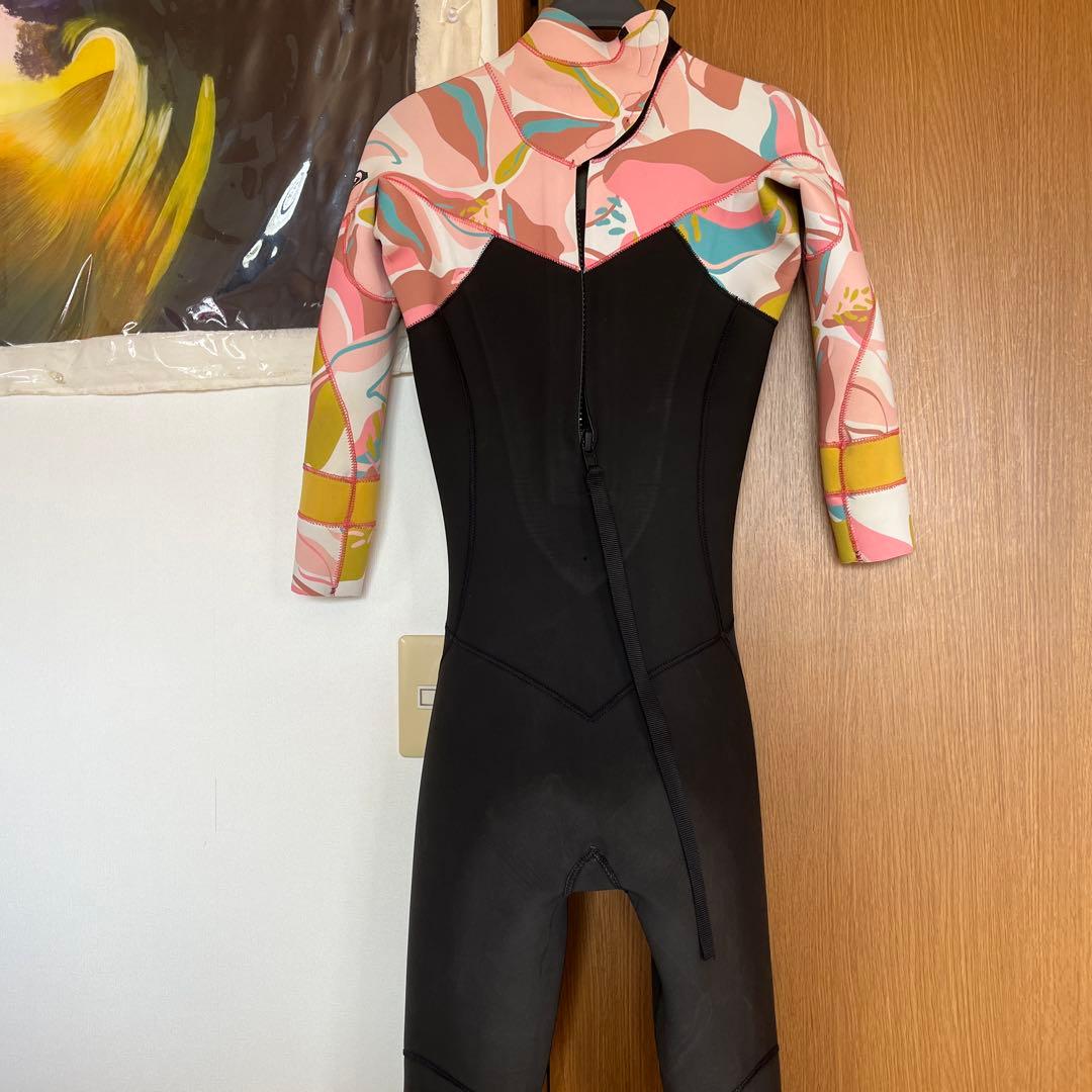 ロキシーフルスーツＬサイズ