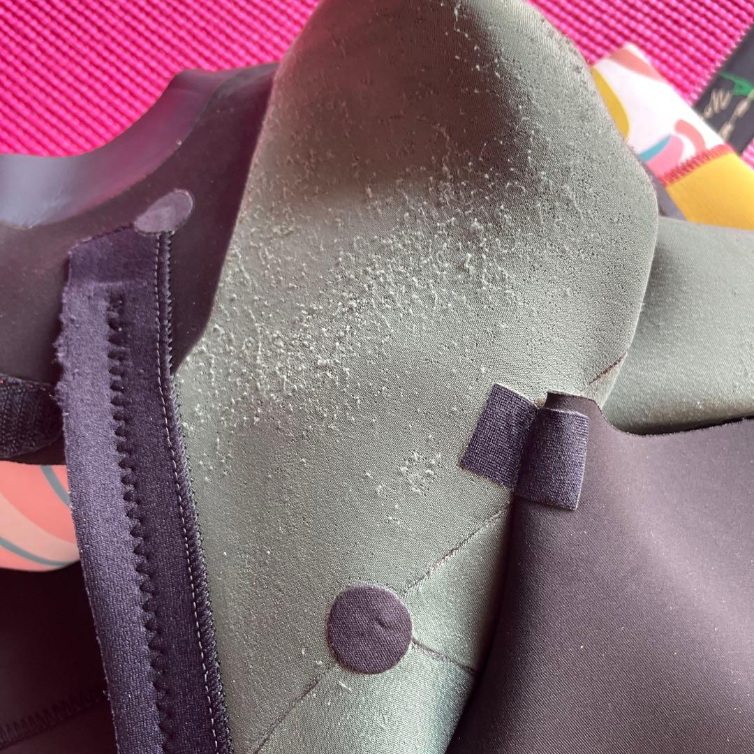 ロキシーフルスーツＬサイズ