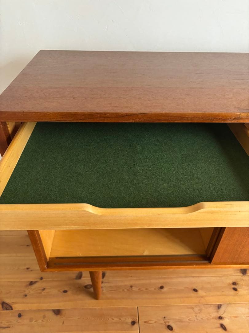 Hundevad＆Co / カルロ・イェンセン サイドボード - メルカリ