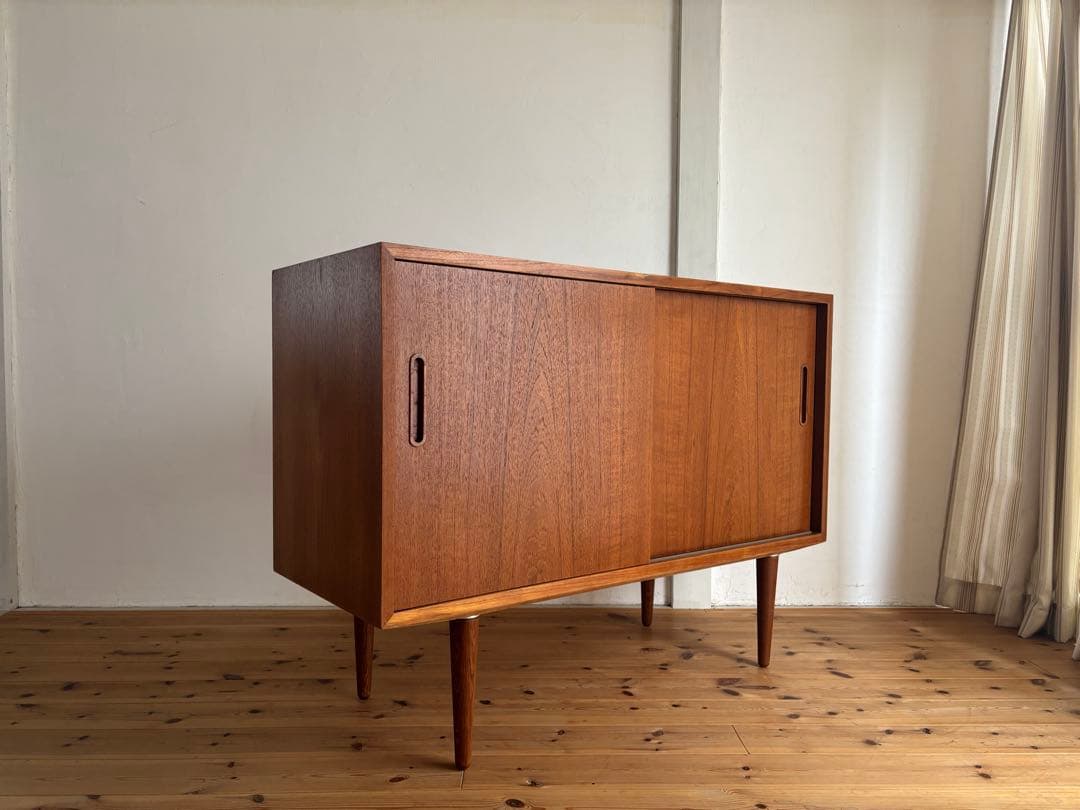 Hundevad＆Co / カルロ・イェンセン サイドボード - メルカリ