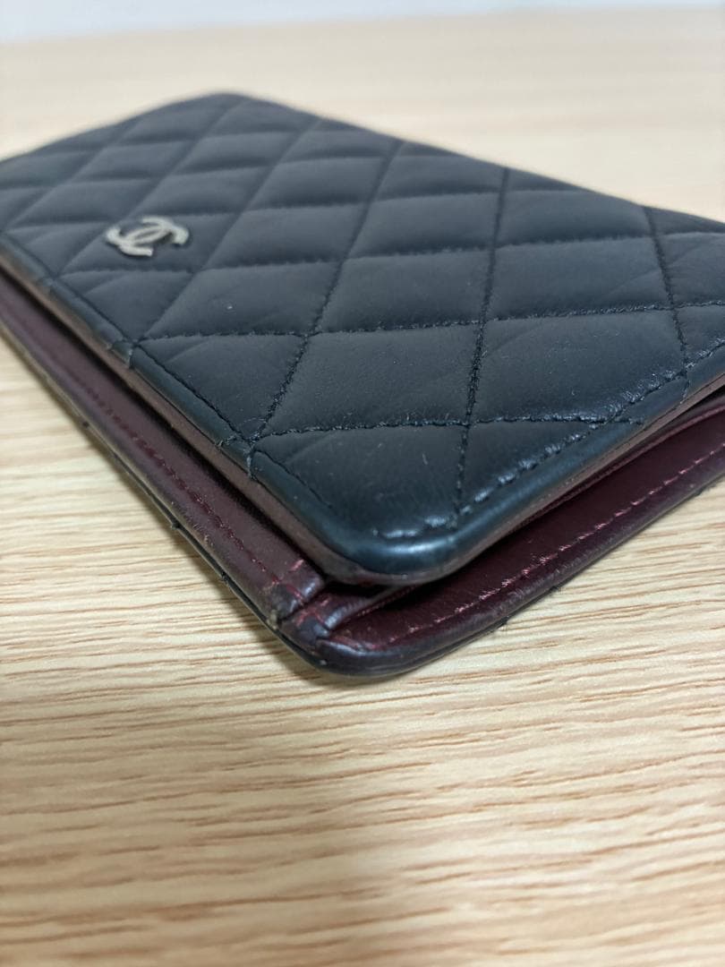 CHANEL 　マトラッセ　ブラックレザー 長財布
