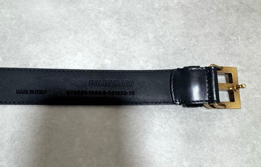 BALENCIAGA ブラックレザーベルト