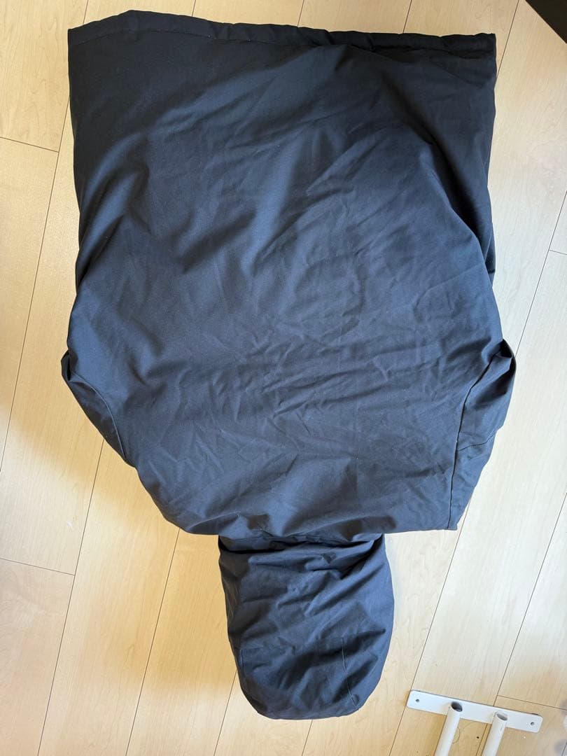 ADAM ET ROPE ブラックダウンジャケット