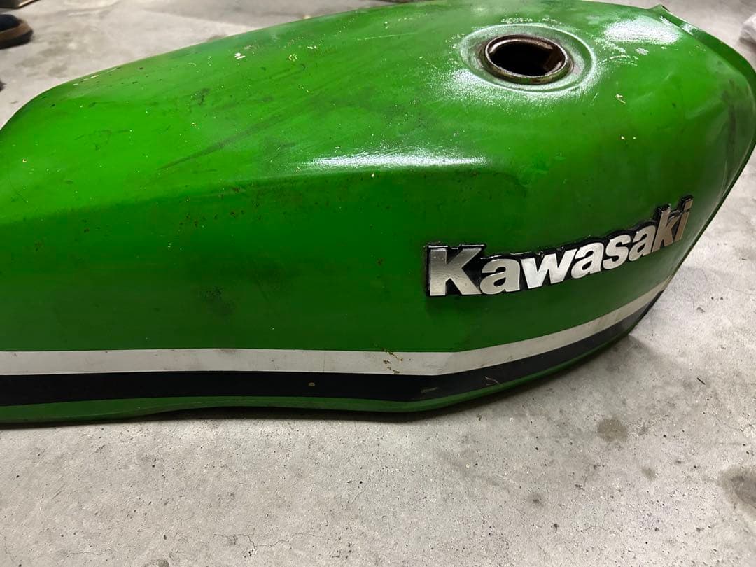 Kawasaki Z250ft ガソリンタンク