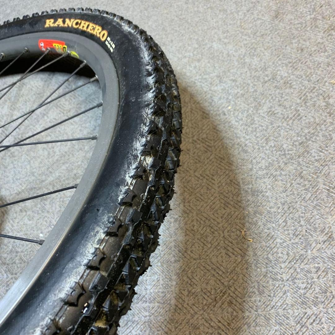 I051\" Maxxis RANCHERO MTB用タイヤ ホイール 26インチ
