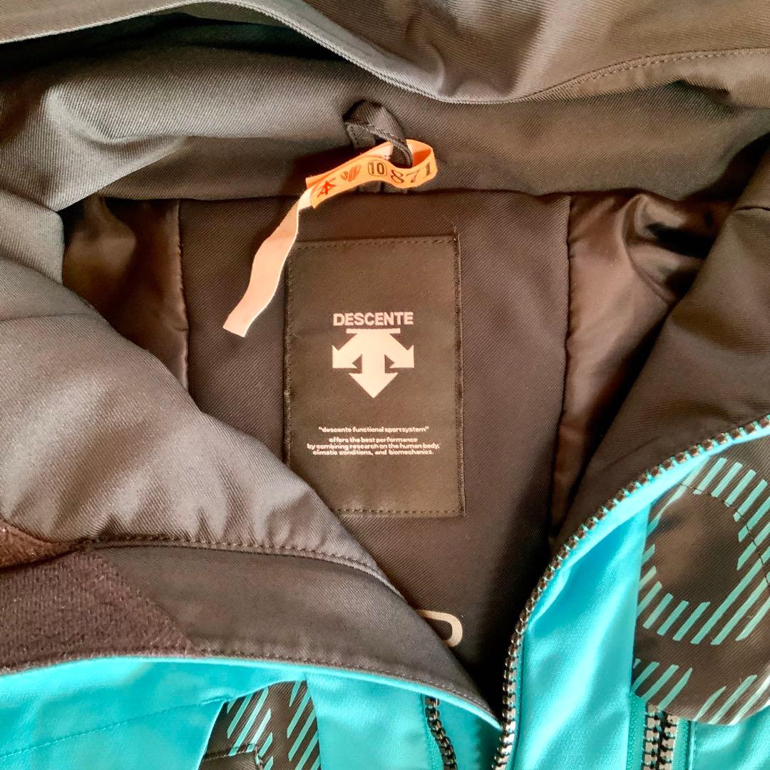 DESCENTE スキーウェア フード付き ジャケット青黒