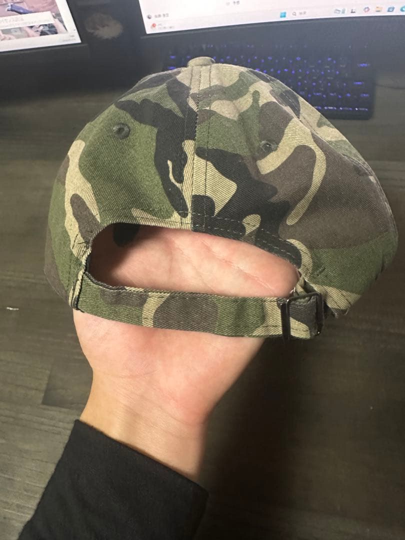 I AM NOT SATOSHI NAKAMOTO OS/CAMO キャップ