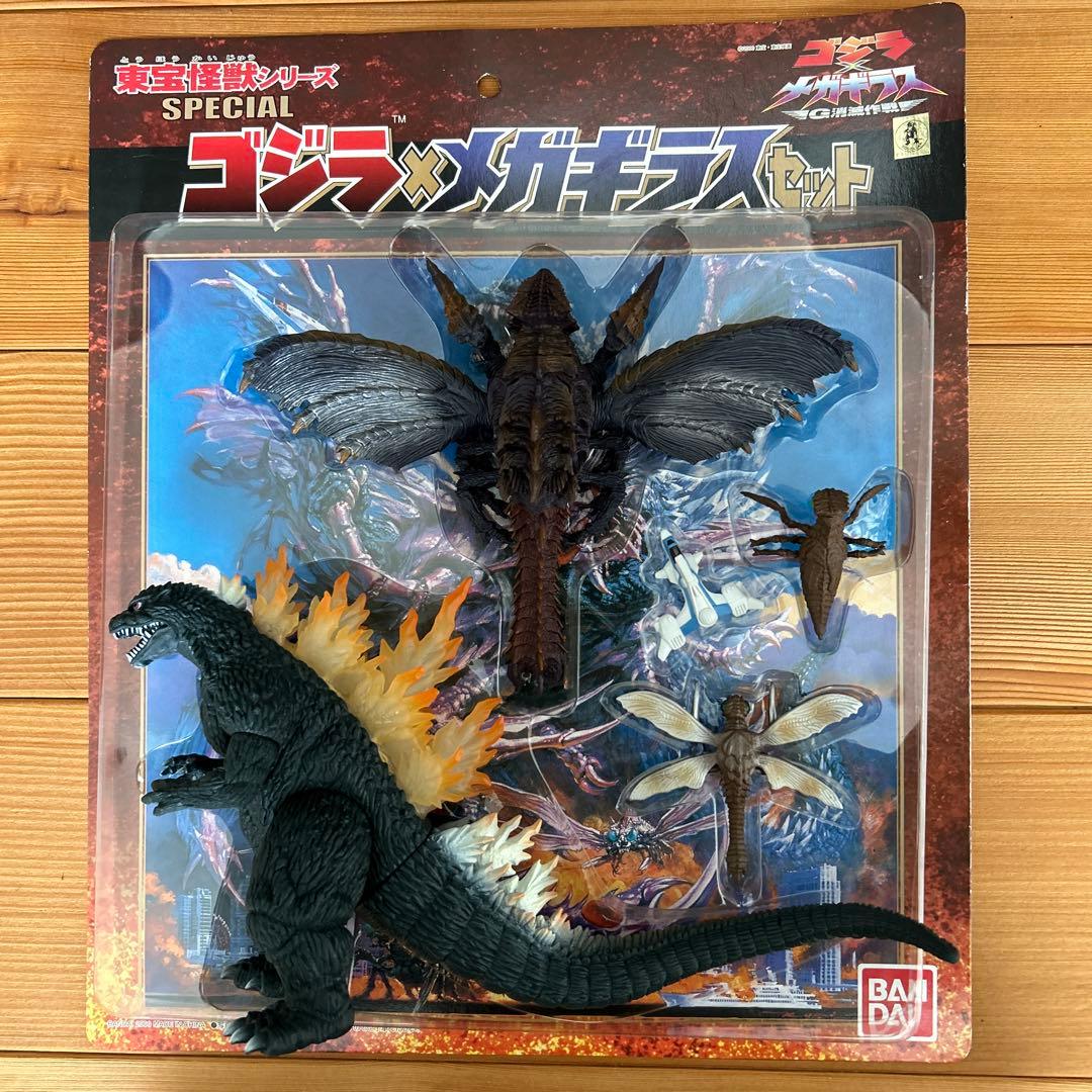 東宝怪獣シリーズ ゴジラ✖️メガギラスセット - メルカリ