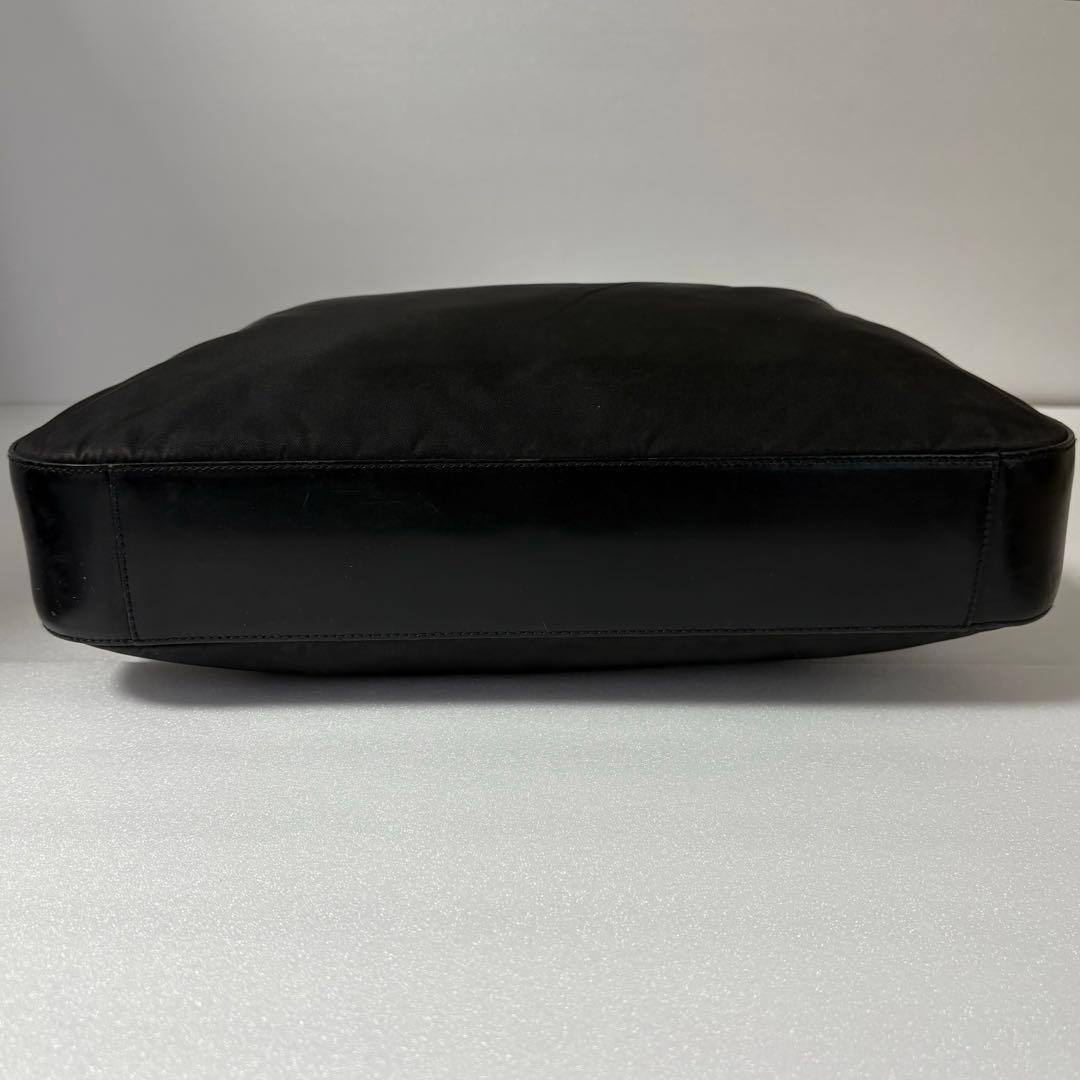 バッグ 90s prada archive design one shoulder