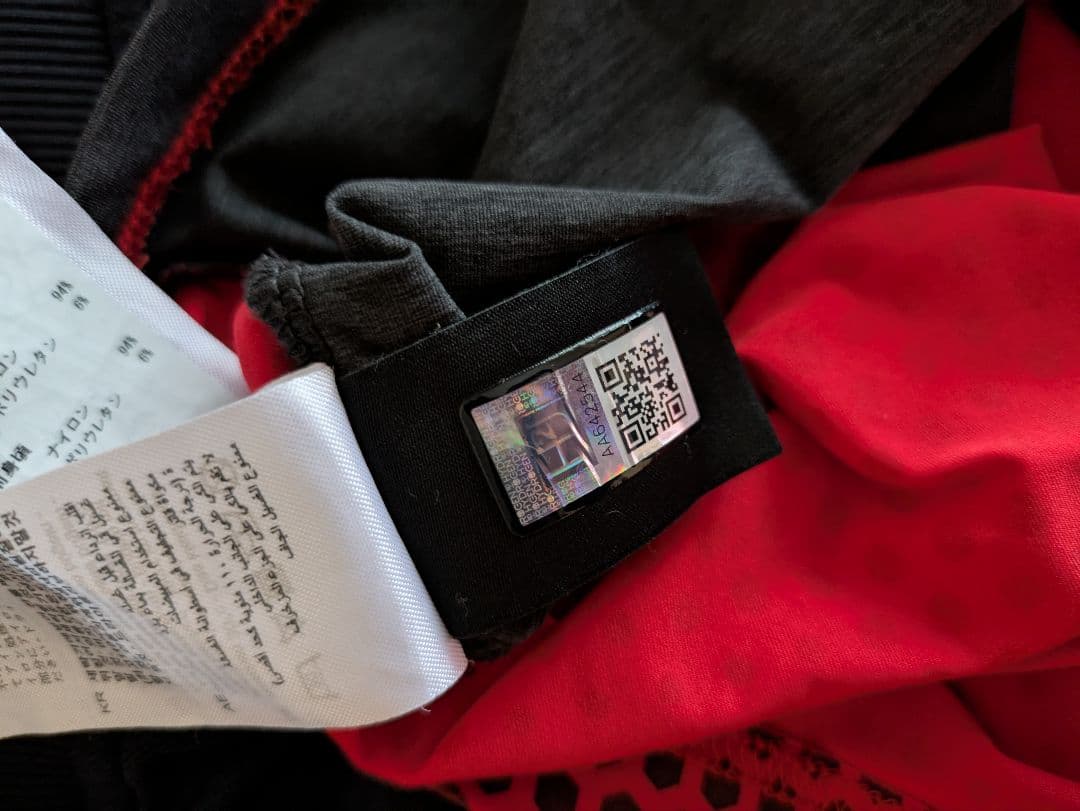 ハイドロゲン　テニスウェアL　ハーフパンツM　スポーツウェア　セットアップ　半袖