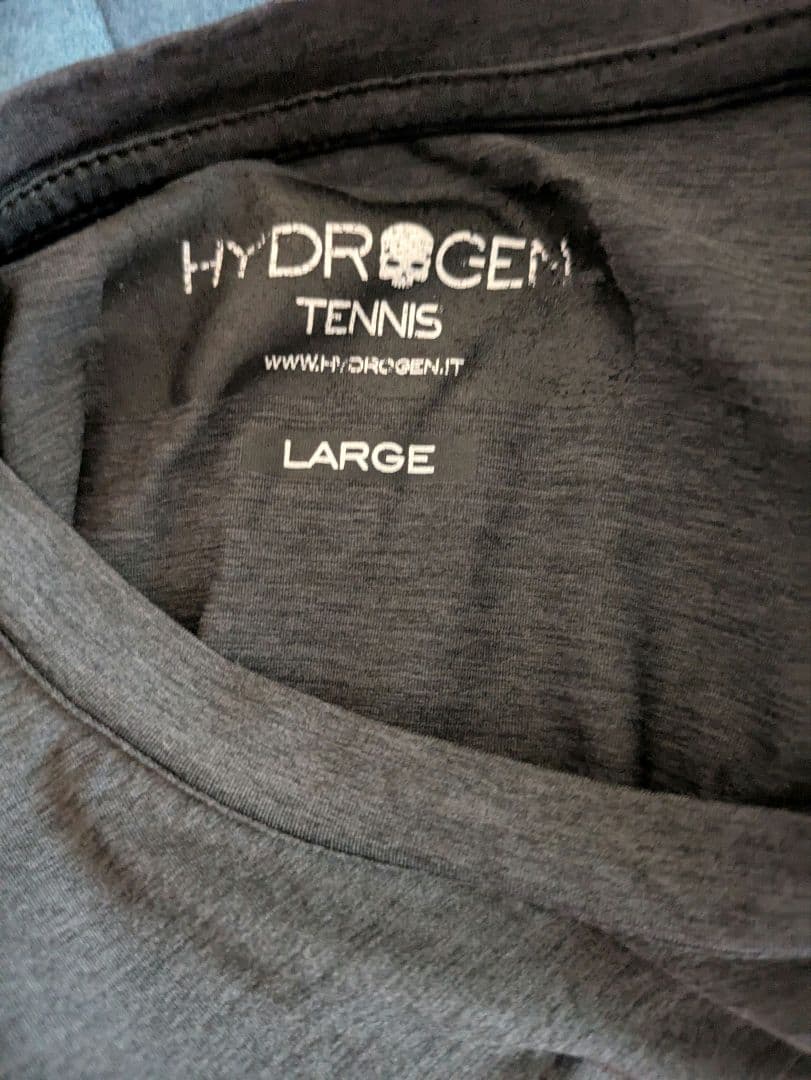ハイドロゲン　テニスウェアL　ハーフパンツM　スポーツウェア　セットアップ　半袖