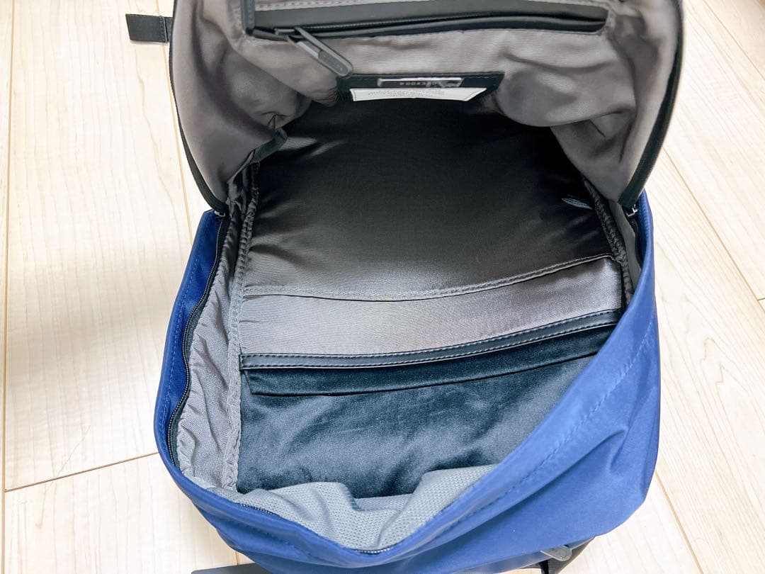 VESSEL ネイビー バックパック