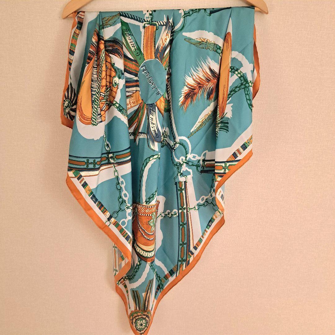 【匿名配送】マニプリ 90 コラージュケピターコイズ シルク スカーフ