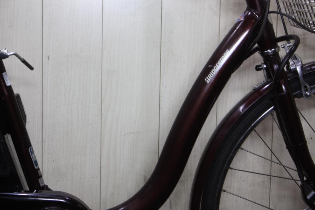 最上位！ブリヂストン フロンティアロイヤル F6R36 9.6AH 26型茶色