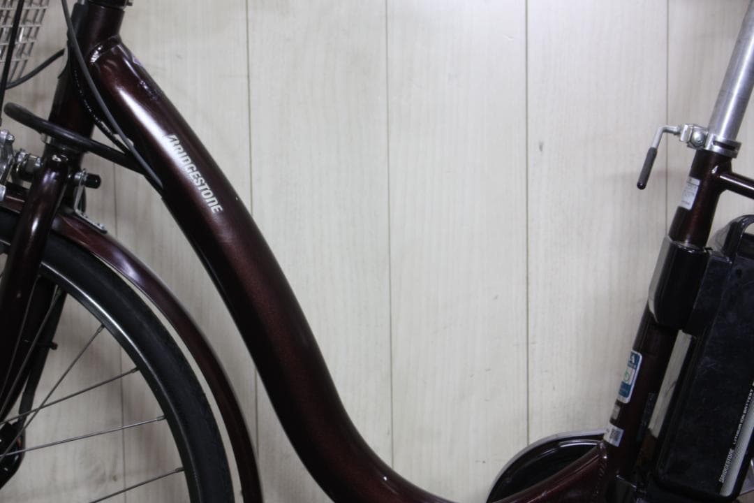 最上位！ブリヂストン フロンティアロイヤル F6R36 9.6AH 26型茶色