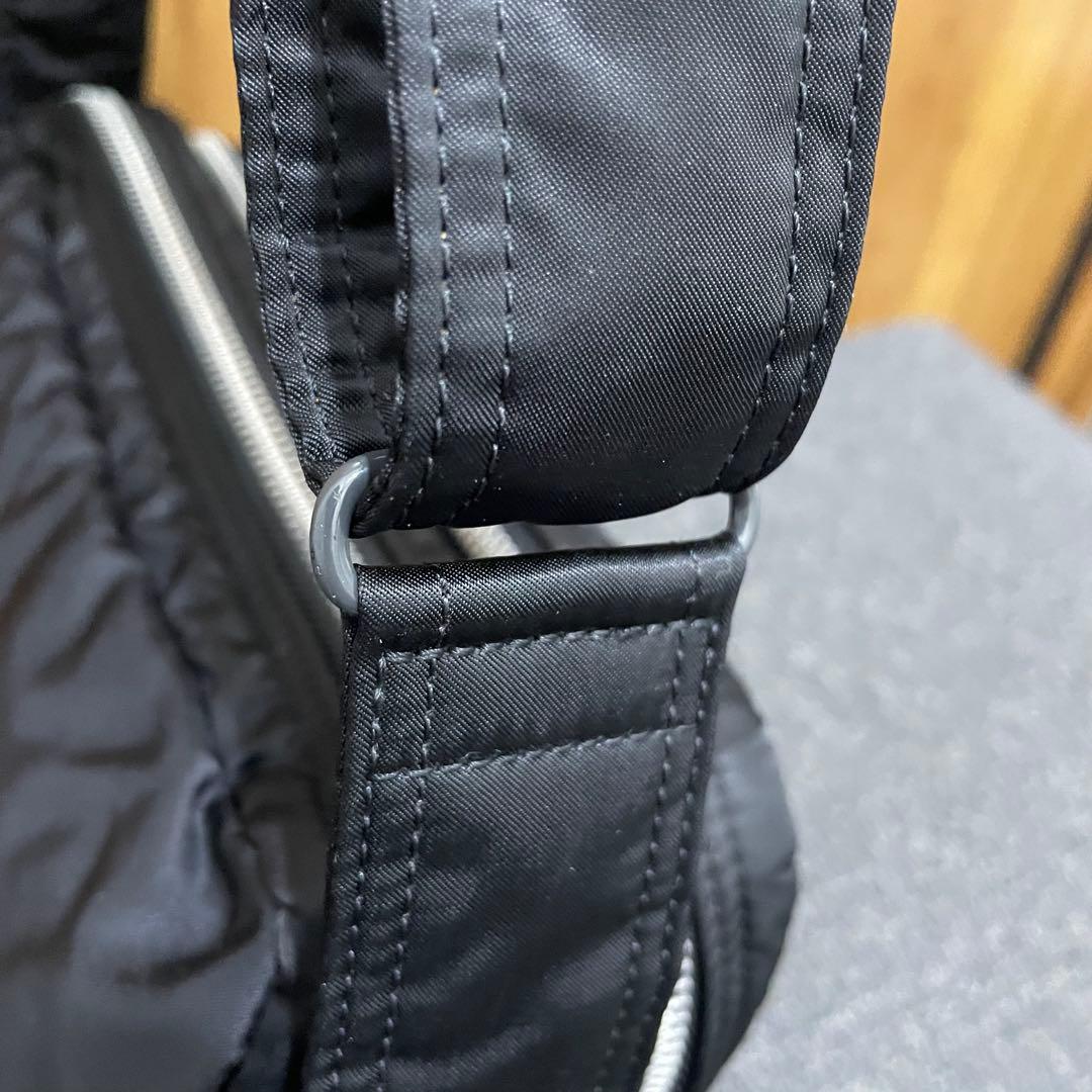 美品 廃盤品✨ PORTER タンカー ２層 ブラック ショルダーバッグ