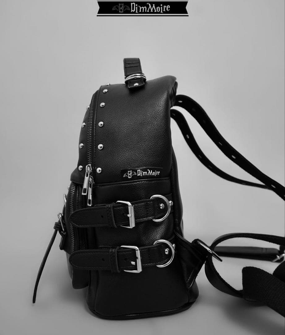 DimMoire スタッズ付きブラックリュック