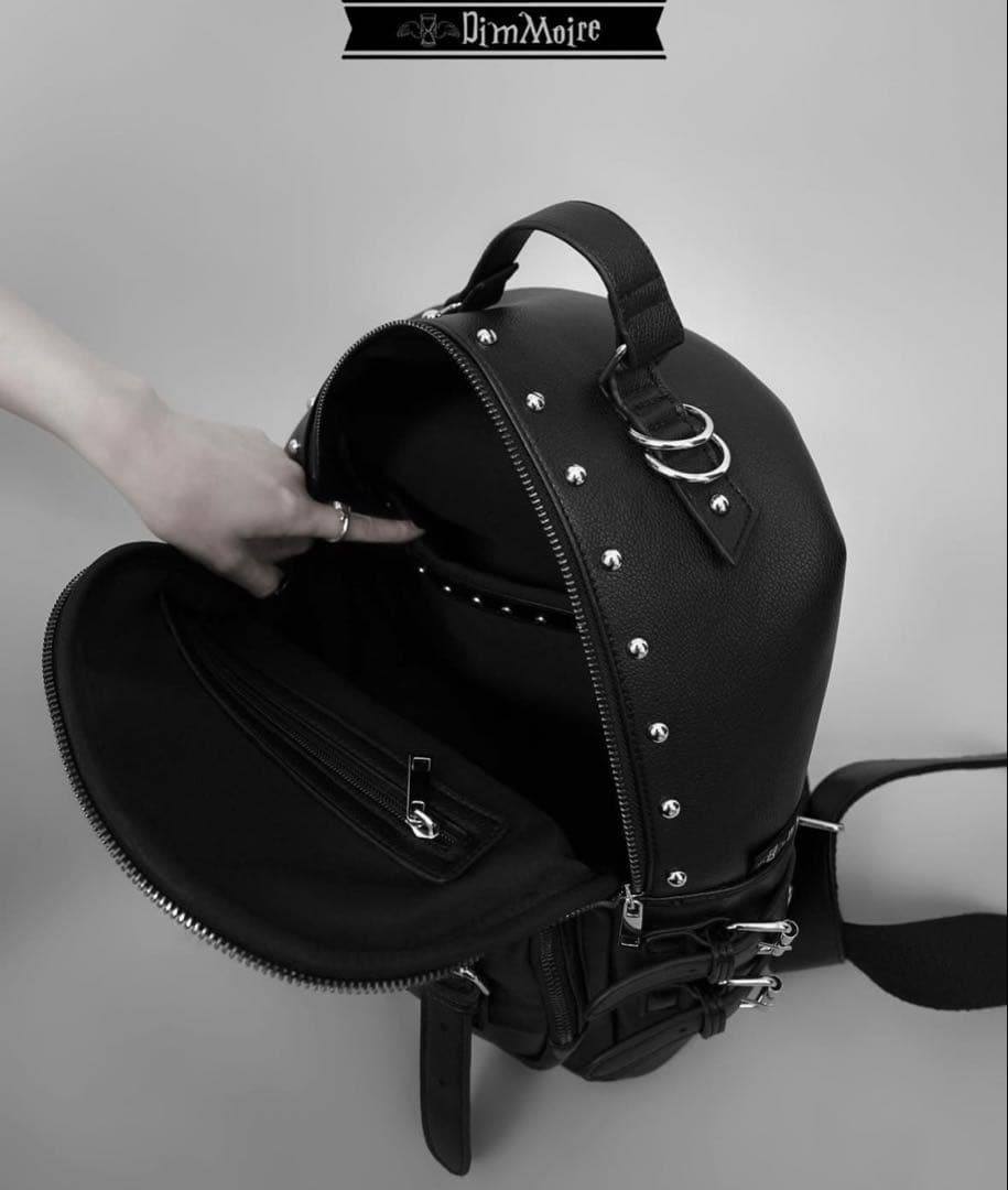 DimMoire スタッズ付きブラックリュック