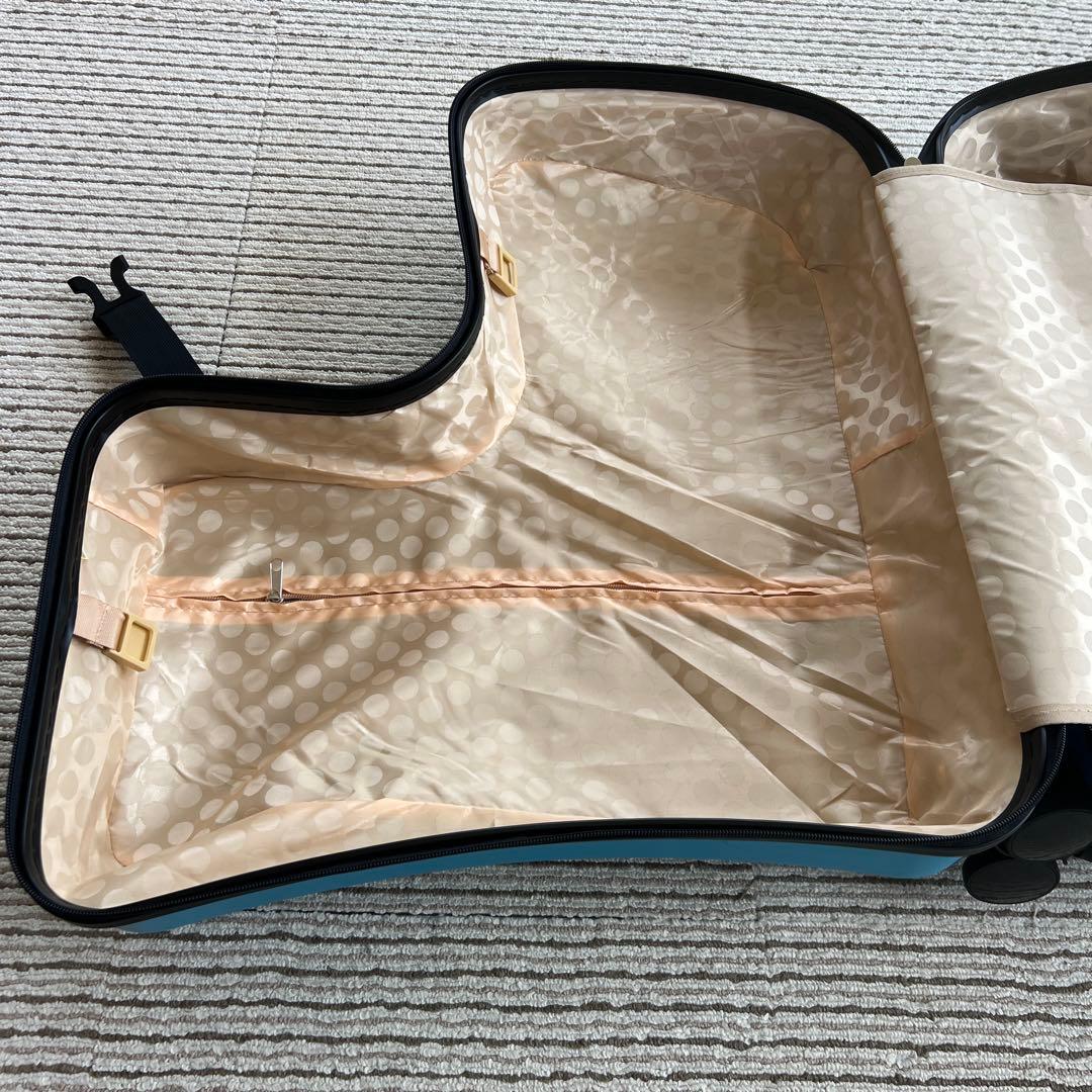 子供が乗れるキャリーケース