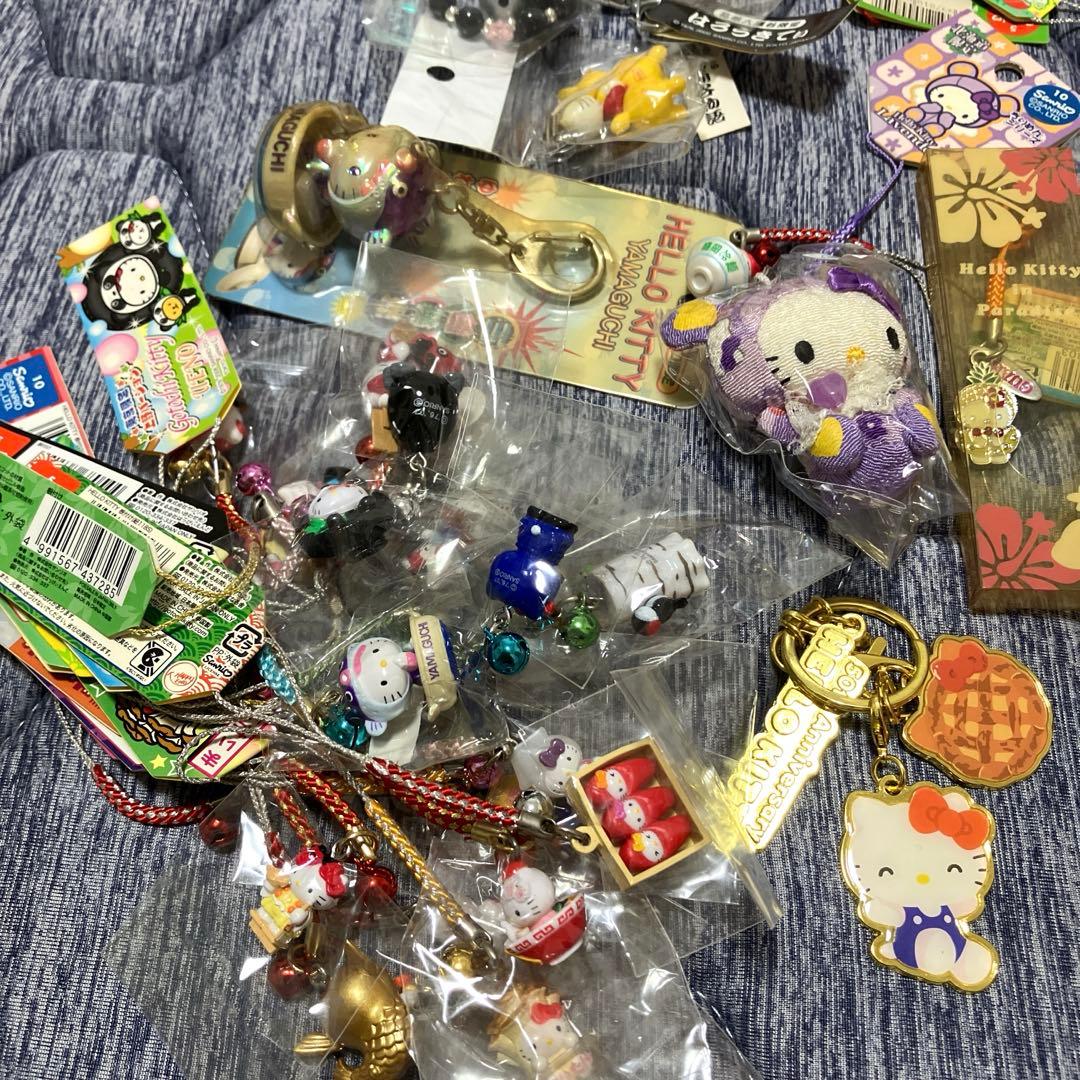 70点以上ご当地キティまとめ売り根付マスコットキーホルダーなど