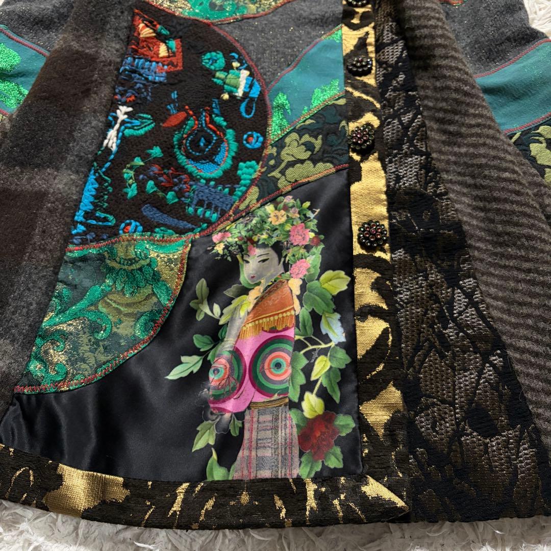 【パンチ ✨】Desigual クレイジーパターンコート パッチワーク