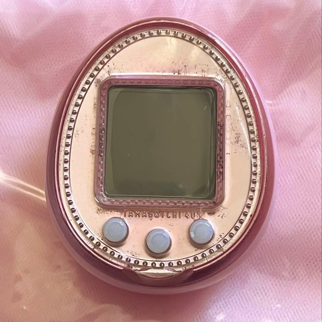 たまごっち 4U+ ベビーピンク tamagotchi 本体 - メルカリ