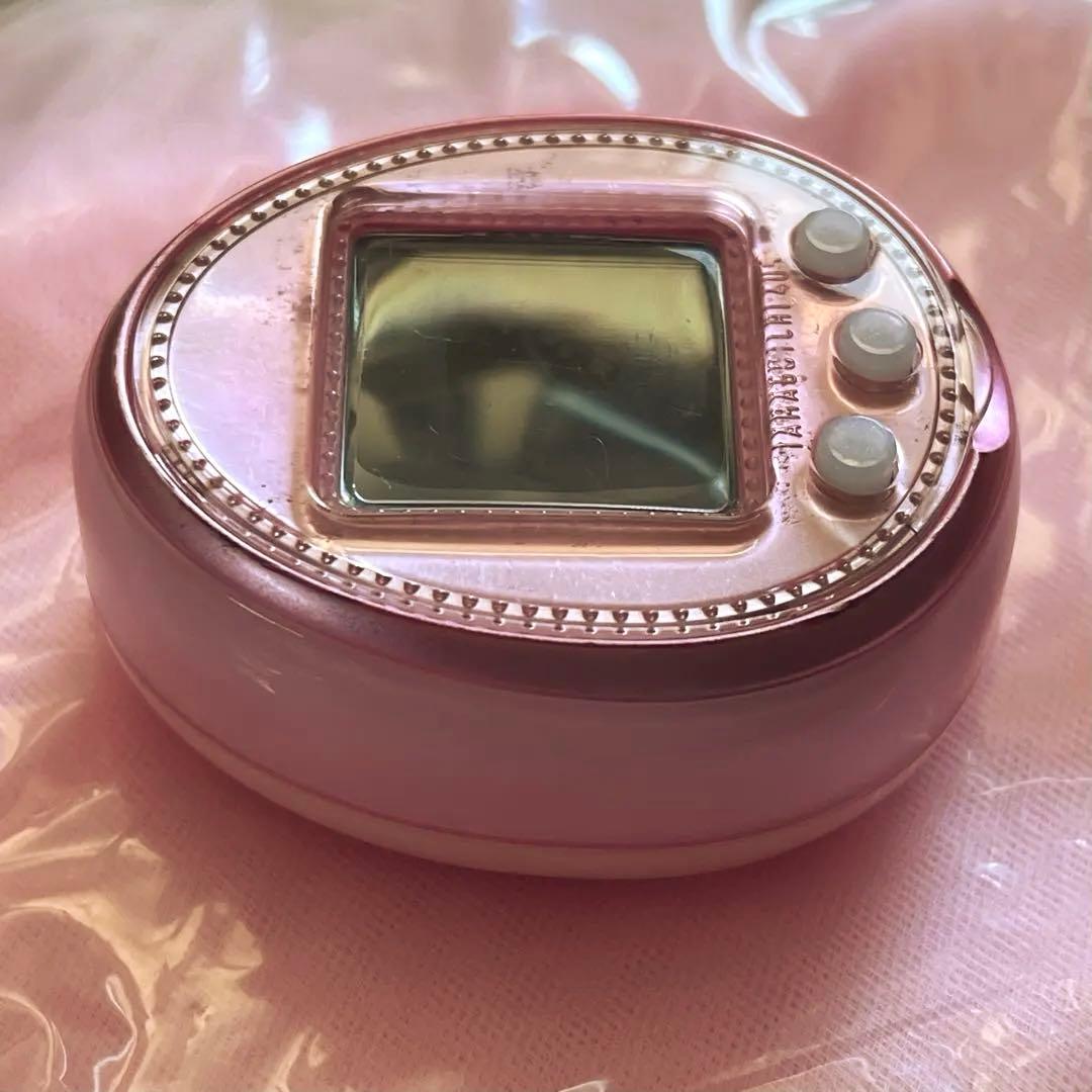 たまごっち 4U+ ベビーピンク tamagotchi 本体 - メルカリ